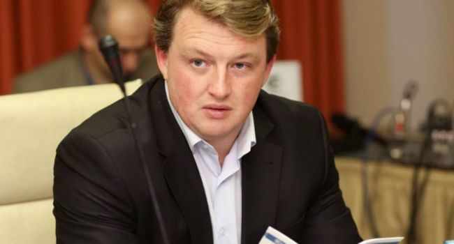 Фурса: У попов УПЦ МП выбор небольшой - оставаться рассадником эпидемии, или потерять значительную часть доходов Фурса: У попов УПЦ МП выбор небольшой - оставаться рассадником эпидемии, или потерять значительную часть доходов