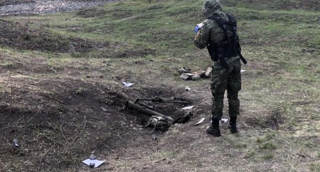 «Погиб молодой военный, еще 8 были сильно изранены»: На учениях в Донецкой области взорвался миномет «Погиб молодой военный, еще 8 были сильно изранены»: На учениях в Донецкой области взорвался миномет