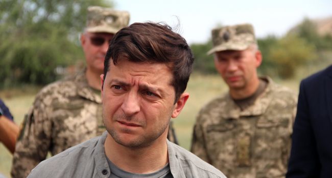 Жданов: Зеленский панически боится боевых действий, и та сторона прекрасно это понимает