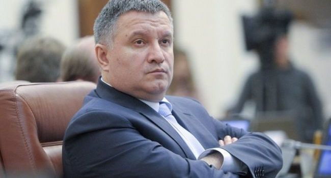 Иванов: начинается нормальный «замес» между ГБР и МВД – теперь слово за Аваковым Иванов: начинается нормальный «замес» между ГБР и МВД – теперь слово за Аваковым