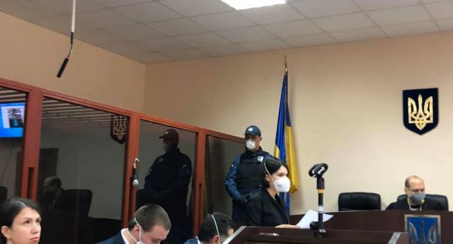 Бала: люди, которые «шутили» об эбонитовых дубинках и сравнивали Украину с порноактрисой решили отомстить активистам Революции Достоинства Бала: люди, которые «шутили» об эбонитовых дубинках и сравнивали Украину с порноактрисой решили отомстить активистам Революции Достоинства