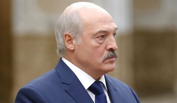 Лукашенко настаивает на необходимости возобновления учебного процесса в Беларуси 