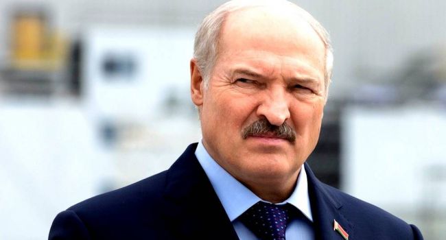 «У соседей творится бардак, а президента запугали врачи»: Лукашенко снова выступил со странным заявлением о коронавирусе