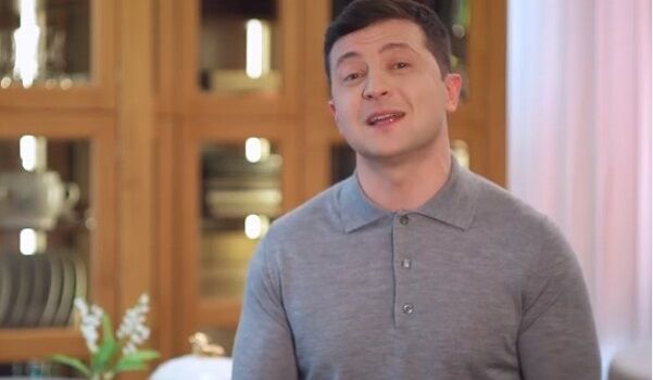 «Поможем Богу, если останемся дома»: Зеленский поздравил украинцев с Пасхой «Поможем Богу, если останемся дома»: Зеленский поздравил украинцев с Пасхой
