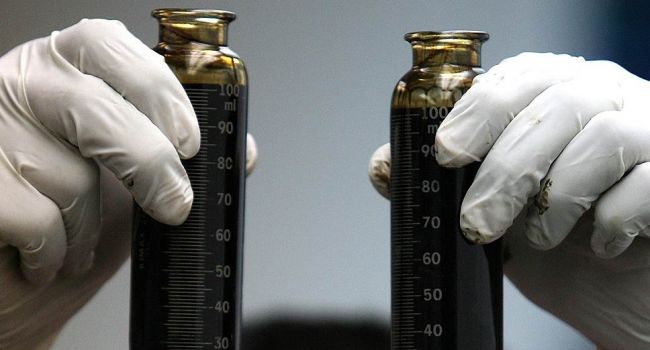 «Полная ж*па!»: Цена на нефть США впервые за всю историю упала ниже нуля