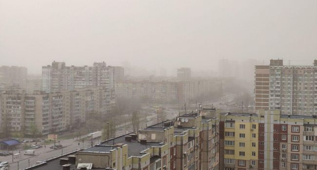 Особенно при легочных заболеваниях: эколог предупредил о последствиях задымления воздуха в крупных городах Украины Особенно при легочных заболеваниях: эколог предупредил о последствиях задымления воздуха в крупных городах Украины