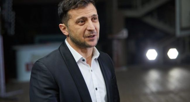 «Ты стал плохой пародией на украинского президента, погрязшего в коррупции, друзьях и олигархах»: Давиденко призвал Зеленского уйти с должности «Ты стал плохой пародией на украинского президента, погрязшего в коррупции, друзьях и олигархах»: Давиденко призвал Зеленского уйти с должности
