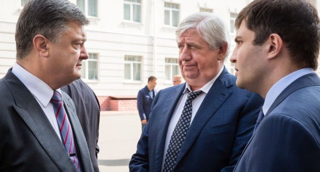 Шокин: Порошенко меня сперва предал, а затем продал Шокин: Порошенко меня сперва предал, а затем продал