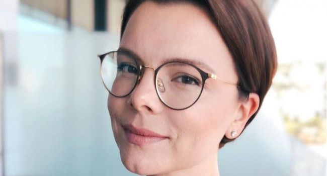 «Пакет на голову и вперед!»: Супруга Петросяна вышла из дома после месяца самоизоляции 