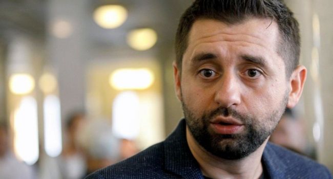 «В таком случае у них будут еще большие проблемы»: Арахамия ответил на угрозы Грузии «В таком случае у них будут еще большие проблемы»: Арахамия ответил на угрозы Грузии
