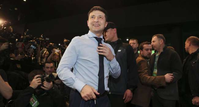 Несенюк: Нужно быть слепым, чтобы не видеть, что политический путь Зеленского является точной копией пути Путина и Лукашенко