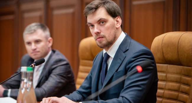 Гончарук: Через несколько месяцев Зеленский осознает, что решение уволить Нефедова и Верланова было ошибочным Гончарук: Через несколько месяцев Зеленский осознает, что решение уволить Нефедова и Верланова было ошибочным