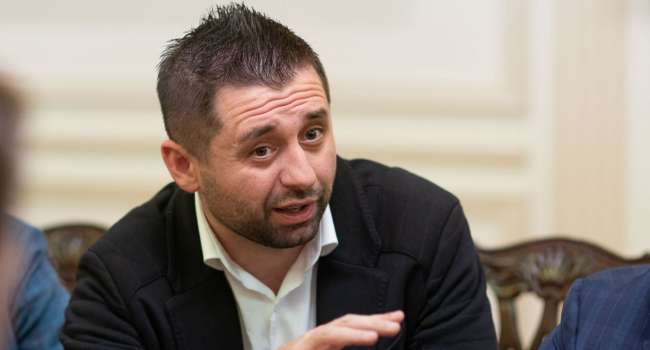 «Новая должность для Михо»: Арахамия анонсировал сотрудничество Зеленского и Саакашвили в новом формате