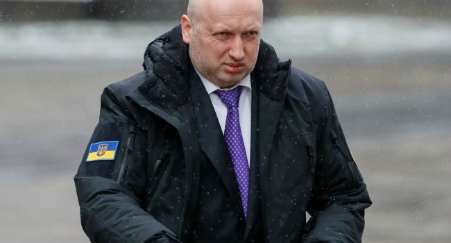 «Это бы парализовало всю страну»: Турчинов объяснил, почему в 2014 году не было введено военное положение