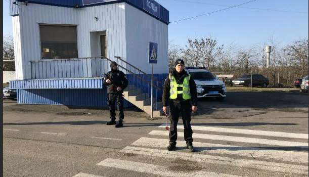 Туристический сезон на грани срыва: как коронавирус повлиял на туризм в Украине Туристический сезон на грани срыва: как коронавирус повлиял на туризм в Украине
