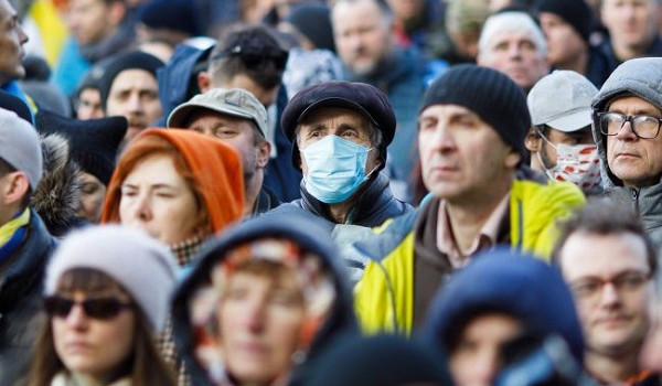 «Эта вещь не остановится»: ученые выступили с пугающим прогнозом по коронавирусу 