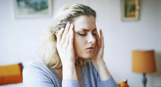 Специалисты назвали главные причины появления сильной головной боли