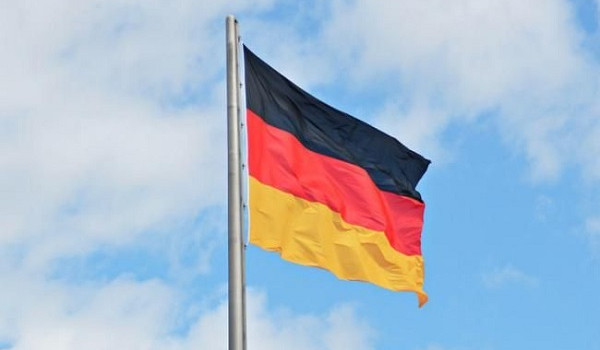 Германия приступила ко второму этапу смягчения карантина: открыты церкви  и школы