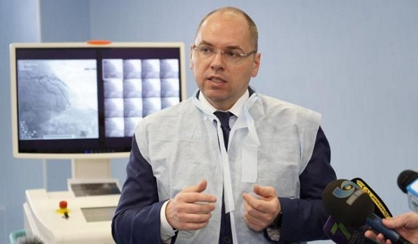 Степанов заявил, что для обещанного повышения зарплаты медикам нужно выделить еще 11 млрд. гривен 