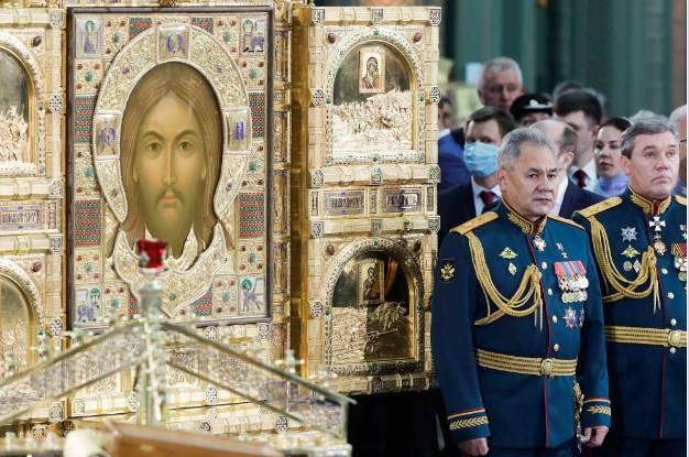 «Гитлер шлет пламенный нацистский привет из ада за освящение его реликвий»: патриарх Кирилл освятил главный храм ВС РФ, россияне в ярости «Гитлер шлет пламенный нацистский привет из ада за освящение его реликвий»: патриарх Кирилл освятил главный храм ВС РФ, россияне в ярости