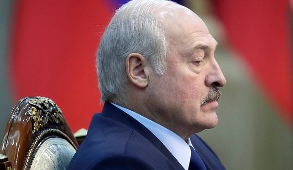 «Народное недовольство достигает предела»: эксперт рассказал о больших проблемах Лукашенко 