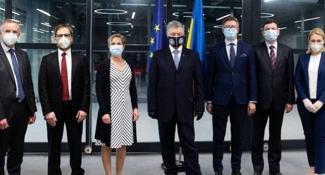 Прямой сигнал Зеленскому: послы Балтийских и Скандинавских стран в Украине прибыли в офис «ЕС»