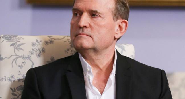 Марунич: Среди владельцев «1+1» есть и компания Медведчука. Правда, журналисты «плюсов» не нашли данную информацию, или не рискнули рассказать об этом