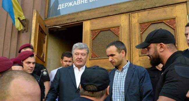 Порошенко надо арестовывать эффектно: со спецназом, автоматами, взрывами и все это в прямом эфире «1+1» Порошенко надо арестовывать эффектно: со спецназом, автоматами, взрывами и все это в прямом эфире «1+1»