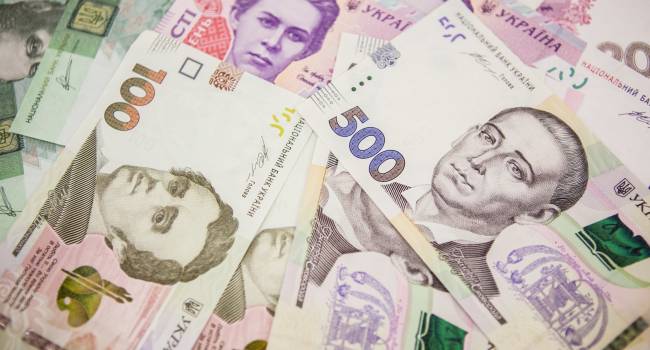Мы сделали это вместе: на каждого работающего украинца государство повесит кредит около 20 тысяч гривен Мы сделали это вместе: на каждого работающего украинца государство повесит кредит около 20 тысяч гривен