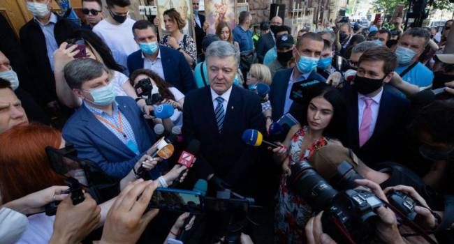 «Это предательство»: журналист посмеялся над Порошенко, говорящим в Генпрокуратуре на русском языке