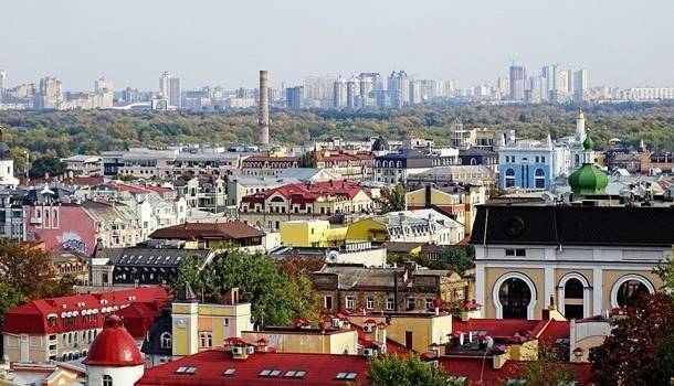 В Кабмине пообещали украинцам снижение тарифов на горячую воду и тепло В Кабмине пообещали украинцам снижение тарифов на горячую воду и тепло