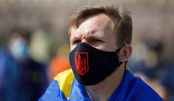 Карантин в Украине могут ужесточить: Шмыгаль озвучил условие
