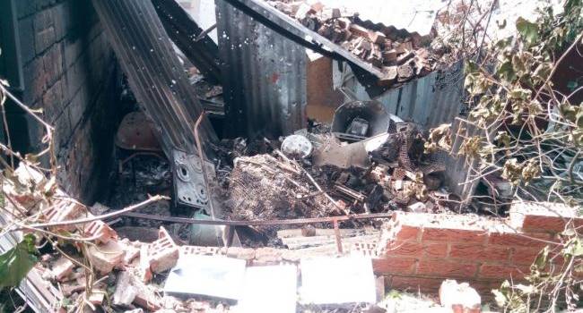 Российские наемники миной разбомбили жилой дом мирных жителей в Широкино