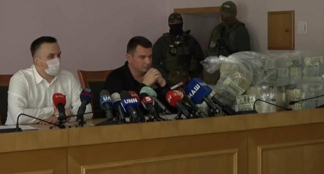 Политолог: история с якобы взяткой директору НАБУ Сытнику – это постановка