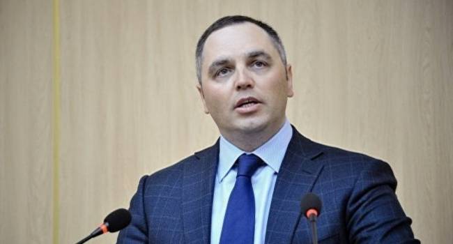 «Набор слов и дежурных словосочетаний»: Портнов предложил правительству собираться потихоньку на дембель «Набор слов и дежурных словосочетаний»: Портнов предложил правительству собираться потихоньку на дембель