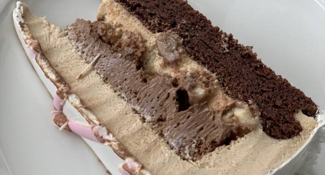 «Откажитесь от сладкого и тортов»: Медики назвали основную причину диабета