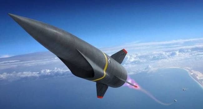 «В 17 раз мощнее любой существующей сейчас»: США создадут новую гиперзвуковую ракету с ядерной боеголовкой