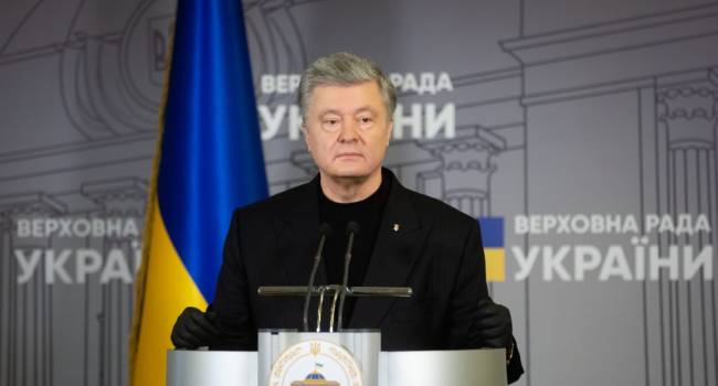 Пятигорец: на Порошенко завели дело за Томос, делая из него украинского аятоллу