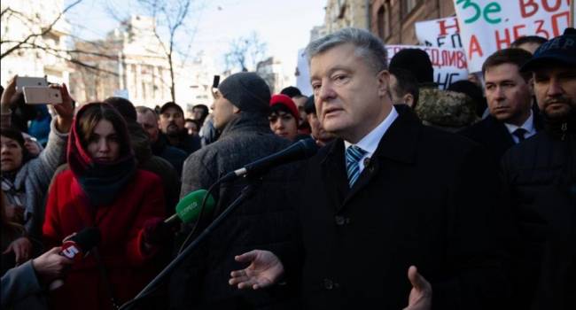 «Хороводы обществу уже не нужны»: политолог заявил, что украинцы устали от Порошенко 