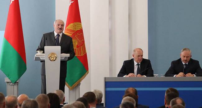 «Мужику тяжело нести эту ношу»: Лукашенко рассказал о шансах женщины стать президентом Беларуси