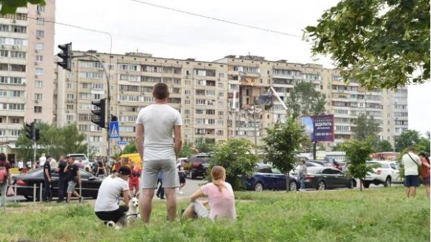 «Неужели из-за нее одной мы так все пострадали?» В сети рассказали о жертве взрыва в киевской многоэтажке на Позняках 