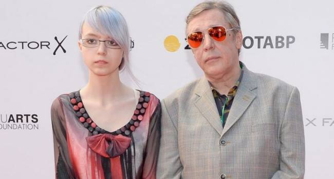 «Я не объект для добычи «горячих» новостей и не являюсь виновником поведения моего отца»: дочь Ефремова гневно обратилась к журналистам 