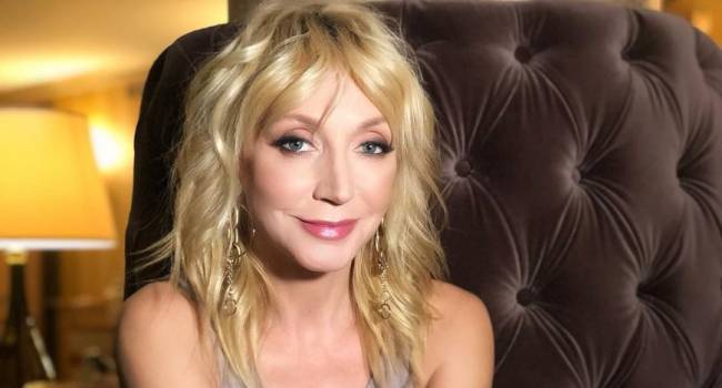 «Какая красавица»: Кристина Орбакайте похвасталась фото в купальнике 