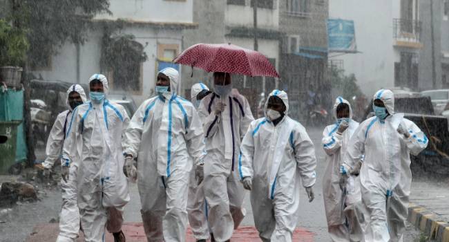 Замыкает тройку «лидеров»: Индия обогнала Россию по число инфицированных коронавирусом