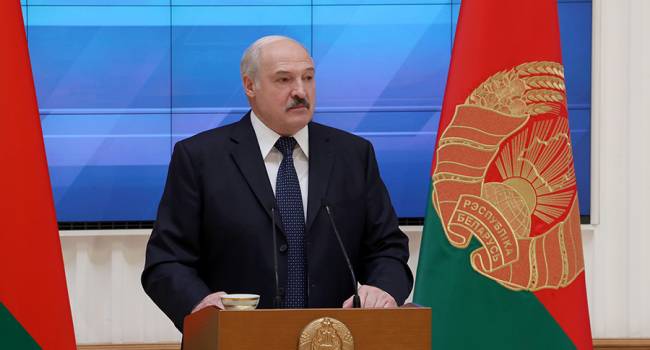 Лукашенко увидел в Беларуси сразу четыре пандемии 