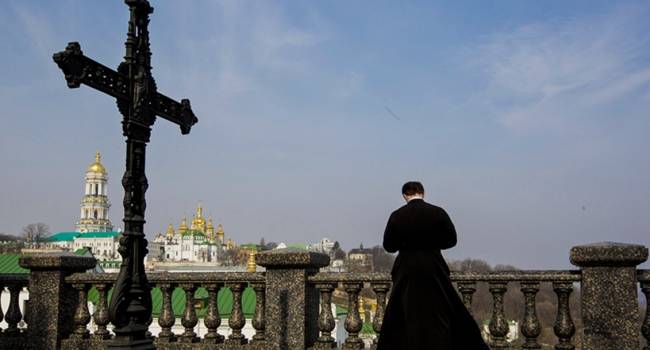 Политолог: РПЦ хочет предоставить УПЦ Московского патриархата «фейковую автокефалию» и сделать предложение Филарету
