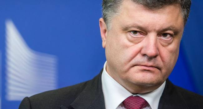 Давиденко: Порошенко уже больше года как не президент, а все его достижения остались с нами