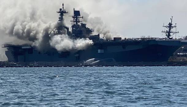 Установлена причина взрыва на десантном корабле американских ВМС Установлена причина взрыва на десантном корабле американских ВМС
