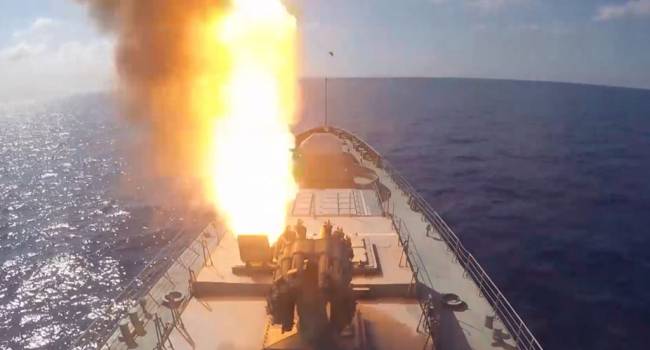 «Корабельная группировка противника уничтожена»: Северный флот ВМФ РФ выполнил боевые пуски ракет «Вулкан» и «Гранит»
