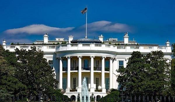 В США заявили о частичном возобновлении поездок из Европы В США заявили о частичном возобновлении поездок из Европы